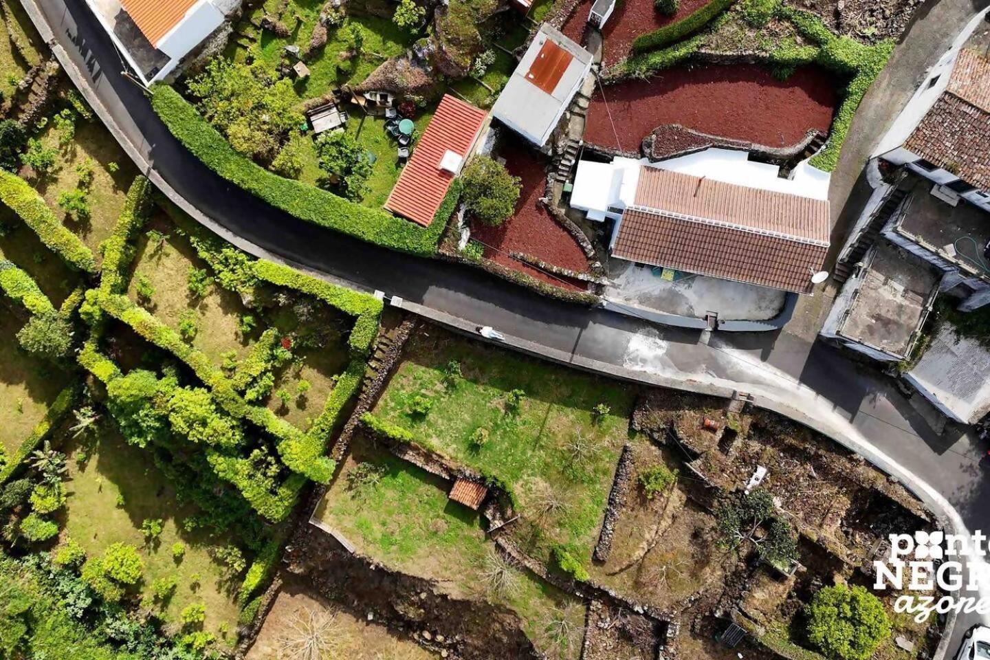 Charming Country House By Ponta Negra Azores Altares Екстериор снимка